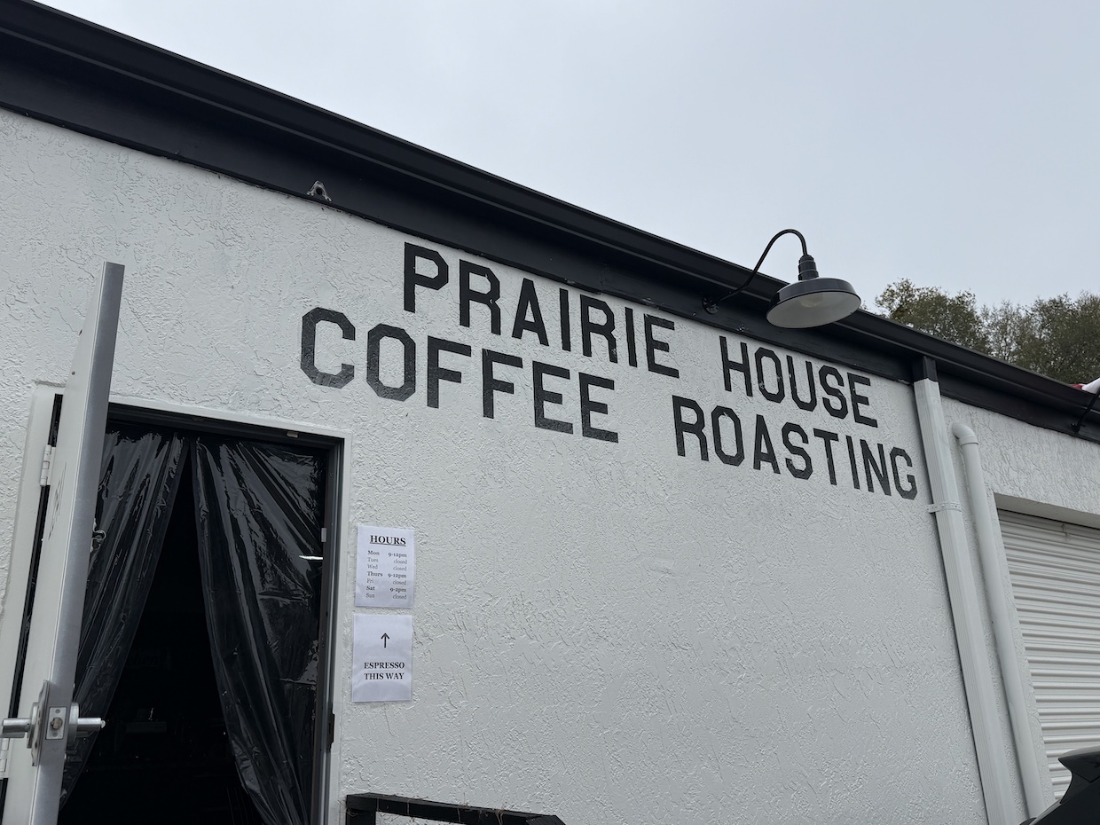 Prairie House Coffee Orlando outside